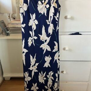 100% Silk Lauren by Ralph Lauren Navy Floral Maxi Dress with White Iris Print 6